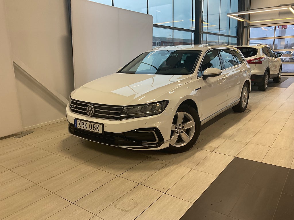 Volkswagen Passat Sportscombi GTE TSI GTE Euro 6 (S&V HJUL)