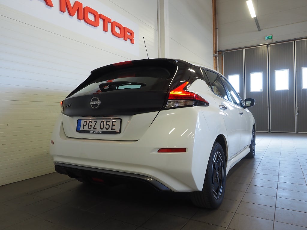 Nissan Leaf 40 kWh 150hk Acenta |Backkamera| Rattvärme | 2023