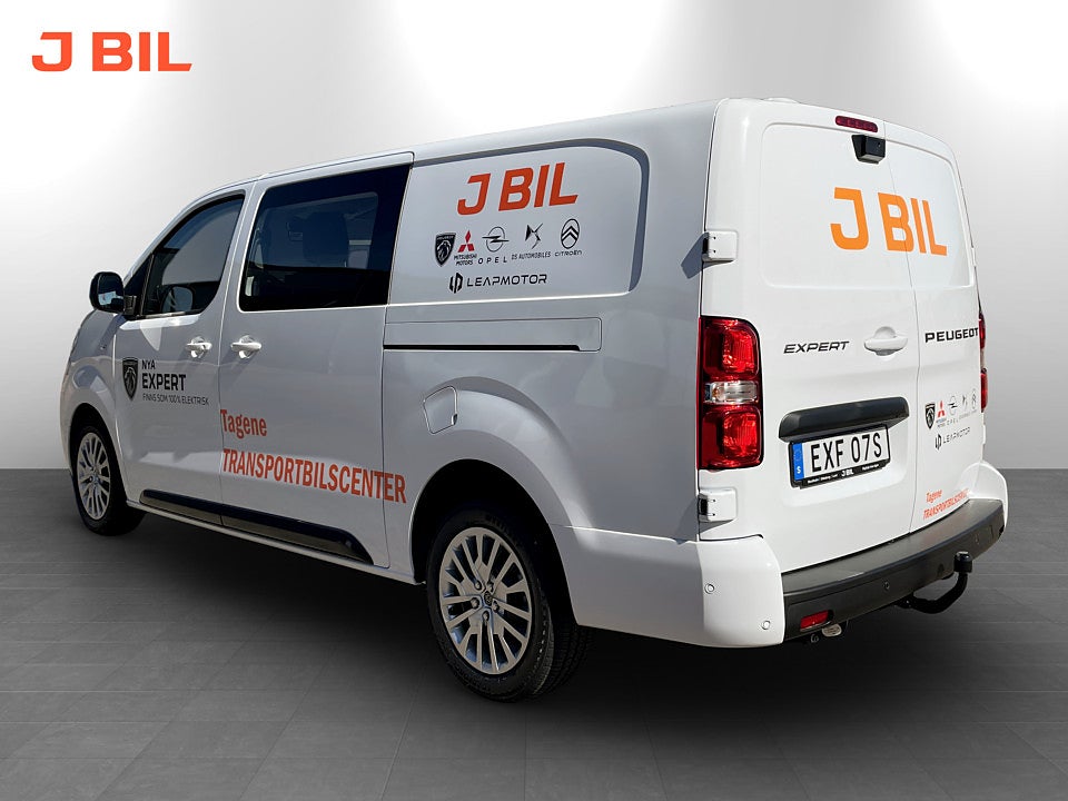 Bild på Peugeot Expert Crew Cab Plus 180hk Aut L3 - DEMO