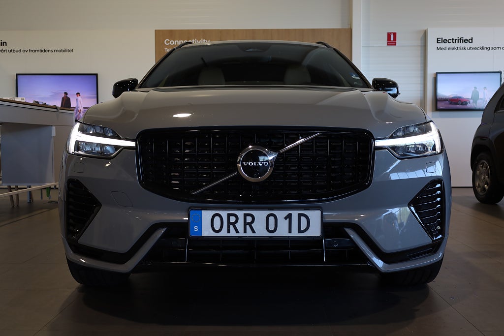 Volvo XC60 Recharge T6 AWD AUT Ultimate Dark Pano H&K Orrefors 2024