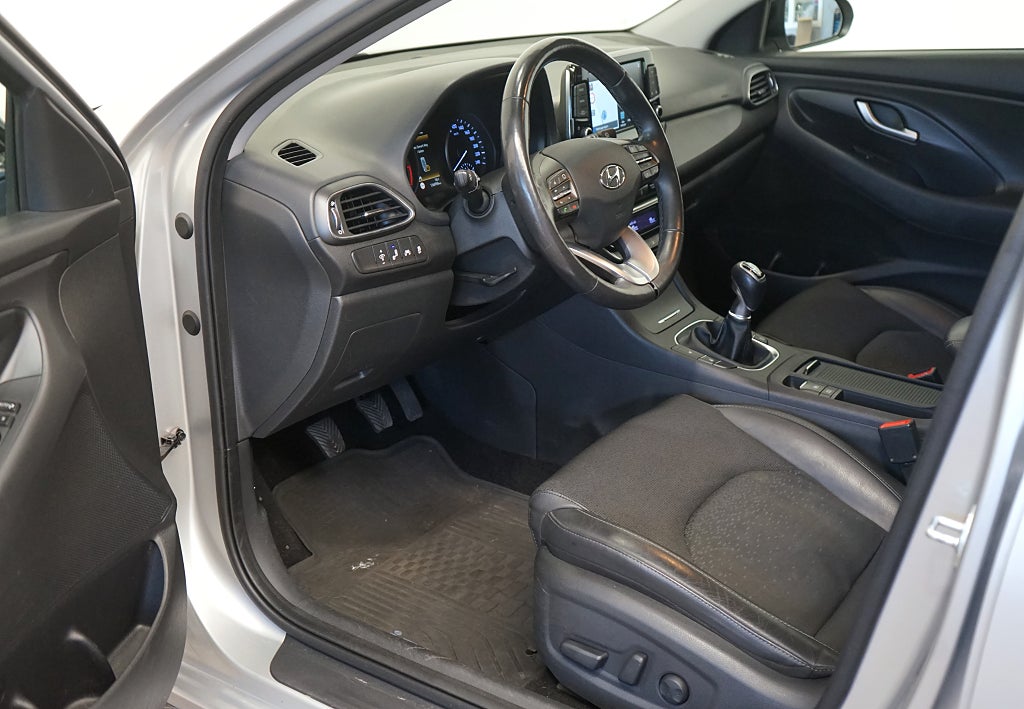 Hyundai i30 1.4 T-GDi Comfort Rattvärme Carplay 140hk 4.99% Ränta