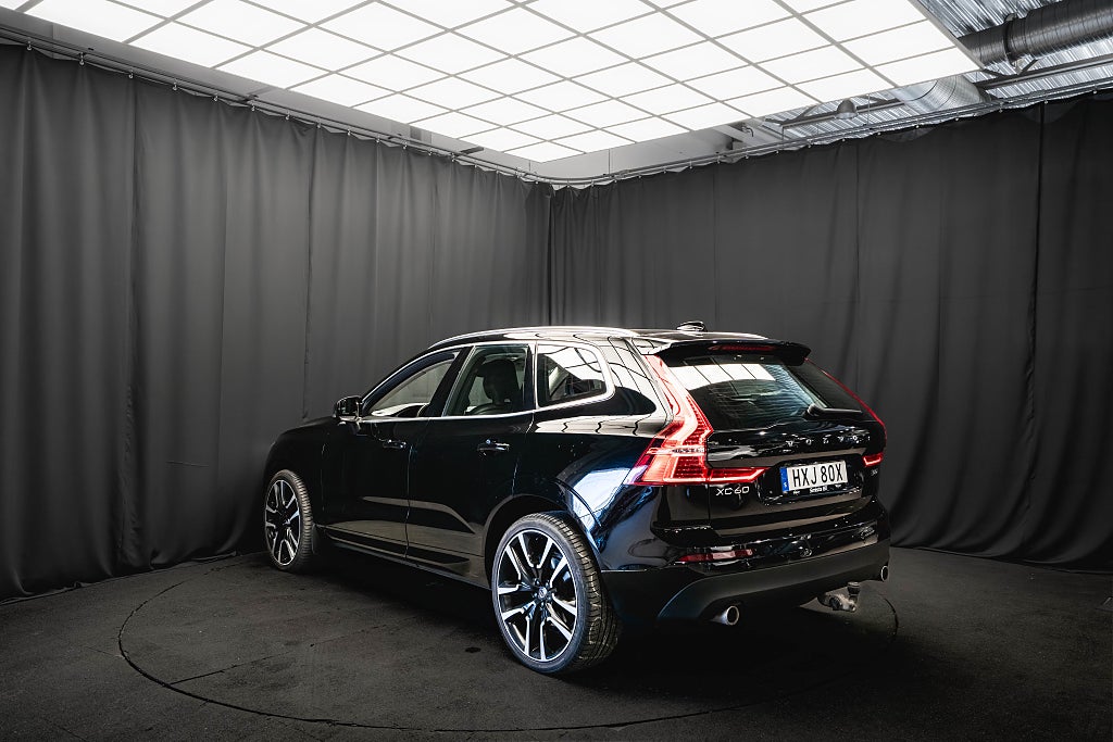 Volvo XC60 B5 AWD 22'' DRAG D-VÄRMARE CARPLAY 250hk