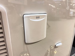 Husbil-integrerad Kabe TMI 910 Imperial GB 9 av 34