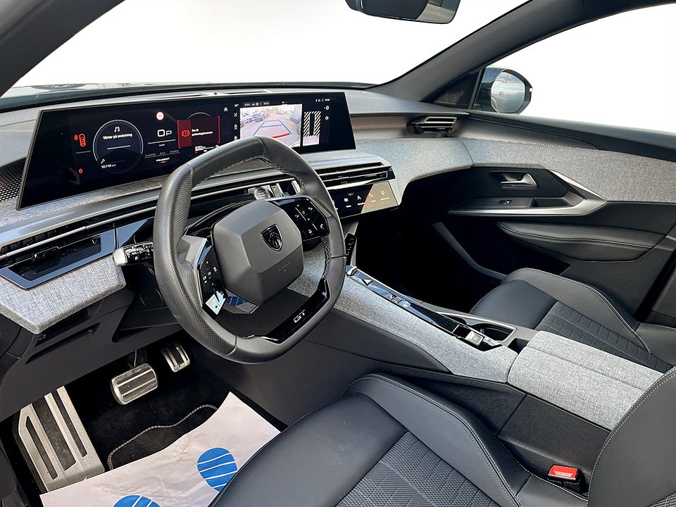 Bild på Peugeot 5008 GT Hybrid 145hk Aut 7-SITS B-KAMERA CARPLAY