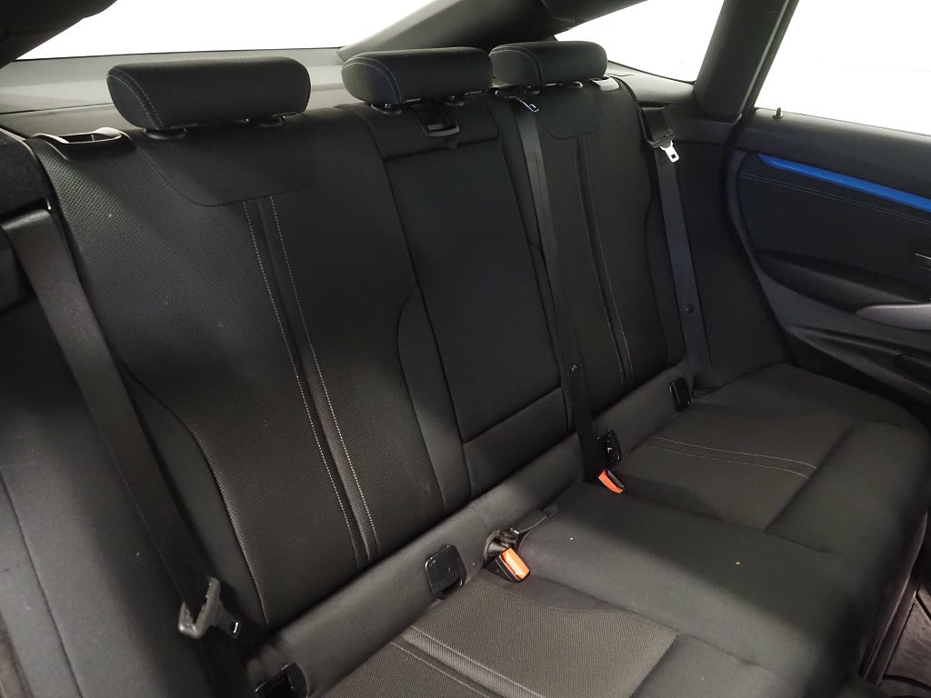 BMW 320D xDrive Gran Turismo Steptronic M Sport Drag Navi HUD 2019