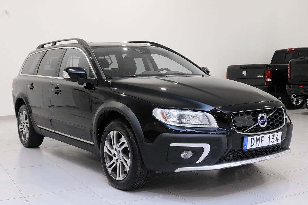 Volvo XC70 D4 AWD Geartronic Momentum / Taklucka / Drag / Värmare