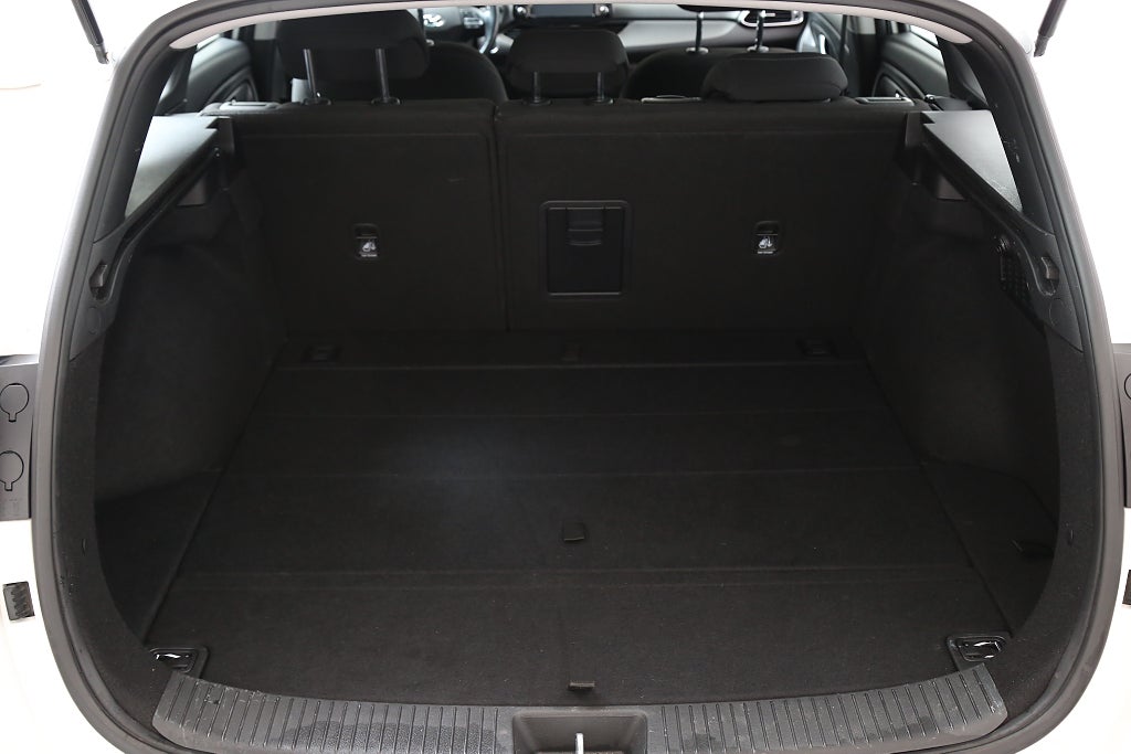 Hyundai i30 1,4 T-GDi 140hk Trend Kombi Aut Kamera Keyless Drag 2020