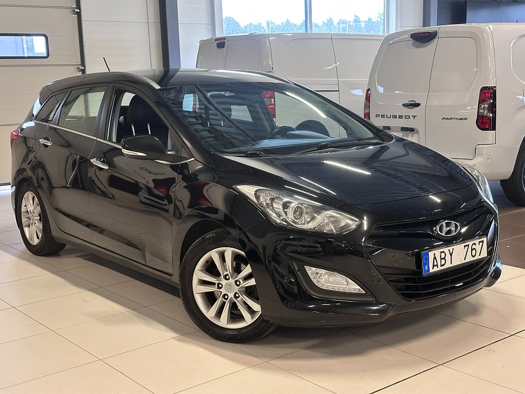 Hyundai i30 Kombi 1.6 CRDi Business Dragkrok thumbnail