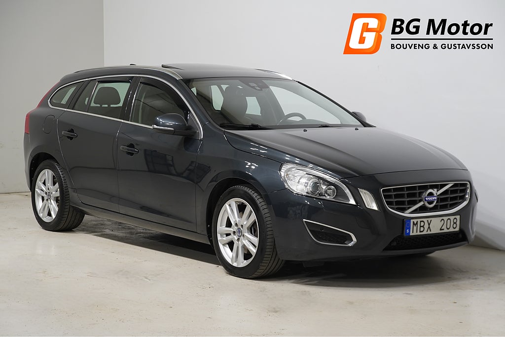 Volvo V60 D3 163HK Aut Summum Drag/Värmare/Taklucka/Elstol/PDC