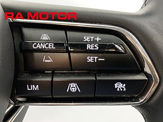 SUV Mazda CX-80 19 av 25