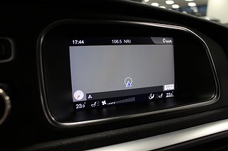 Halvkombi Volvo V40 Cross Country 19 av 20