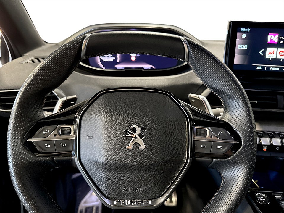 Bild på Peugeot 3008 GT 1.2 PT 130hk Aut B-KAMERA CARPLAY