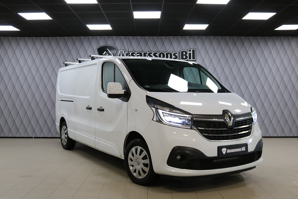 Renault trafic 3.0t 2.0 dCi L2 NORDIC LINE Värmare MOMS Drag Kamera