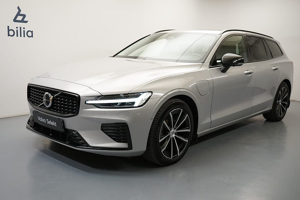 Volvo V60 T6 Plus Dark Nordic Edition, HarmanKardon Premi...