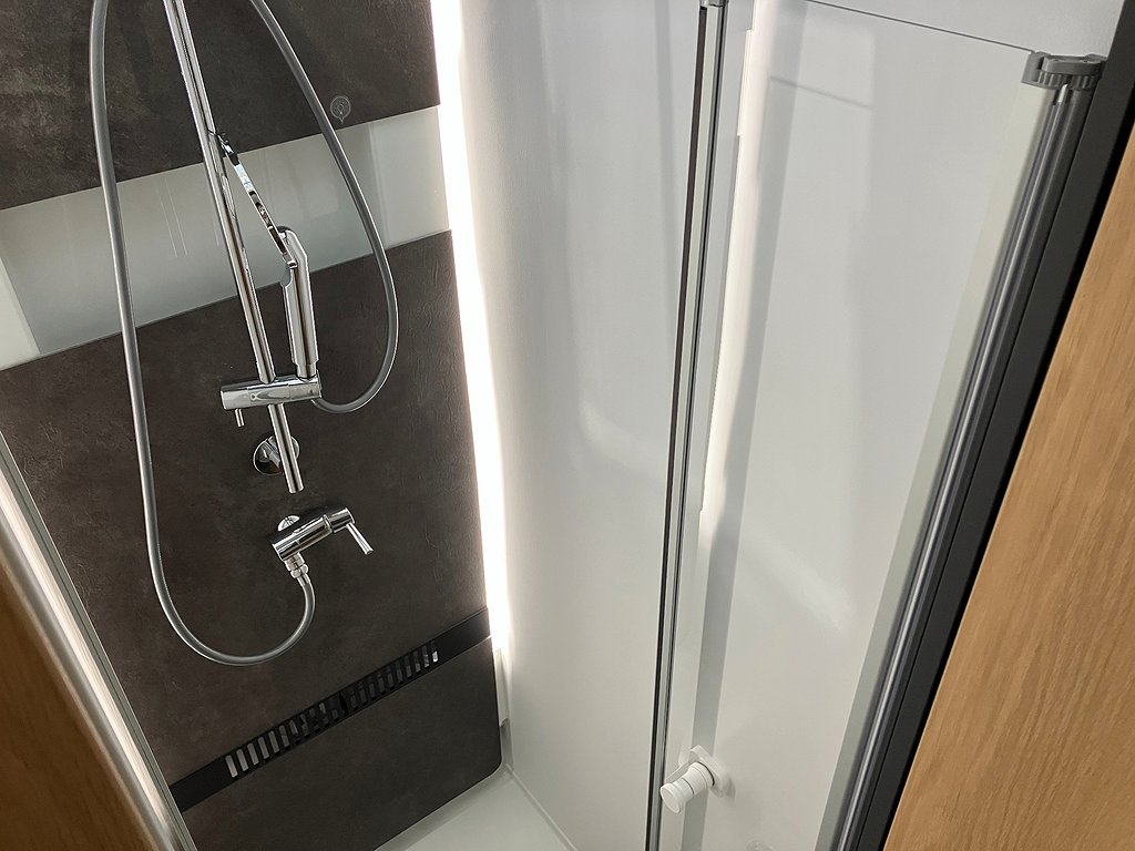 Adria Coral Plus 670 SL / ALDE / Automat 9vxl / SUPERKAMPANJ - Adria
