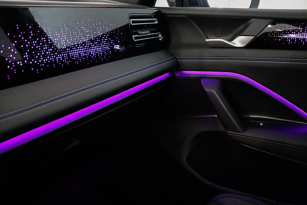 Volkswagen Tiguan 2.0 TDI 4M R-Line Premium Pano HuD Värmare