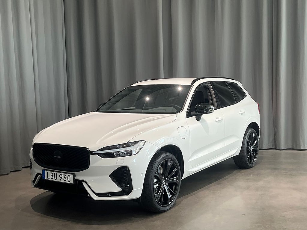 Volvo XC60 T6 Plus Black Nordic Edition Lagerbil Redo För Omg Lever...