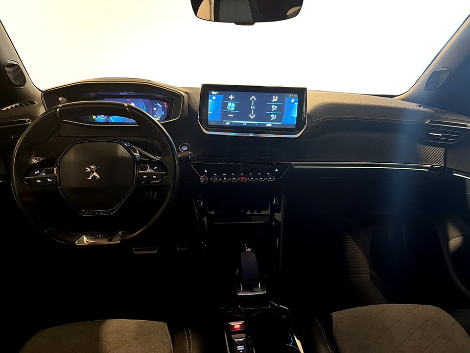 Bild på Peugeot E-2008 GT Pack 50kWh 136hk Aut B-KAMERA CARPLAY