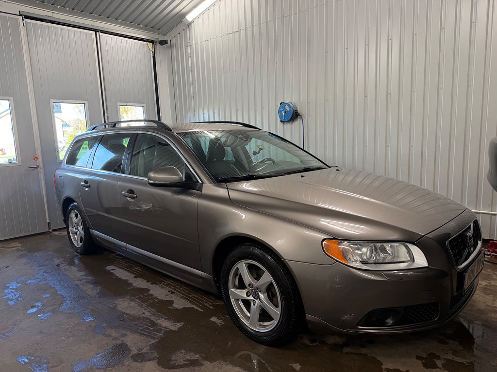 Volvo V70 D2 DRIVe Momentum Euro 5