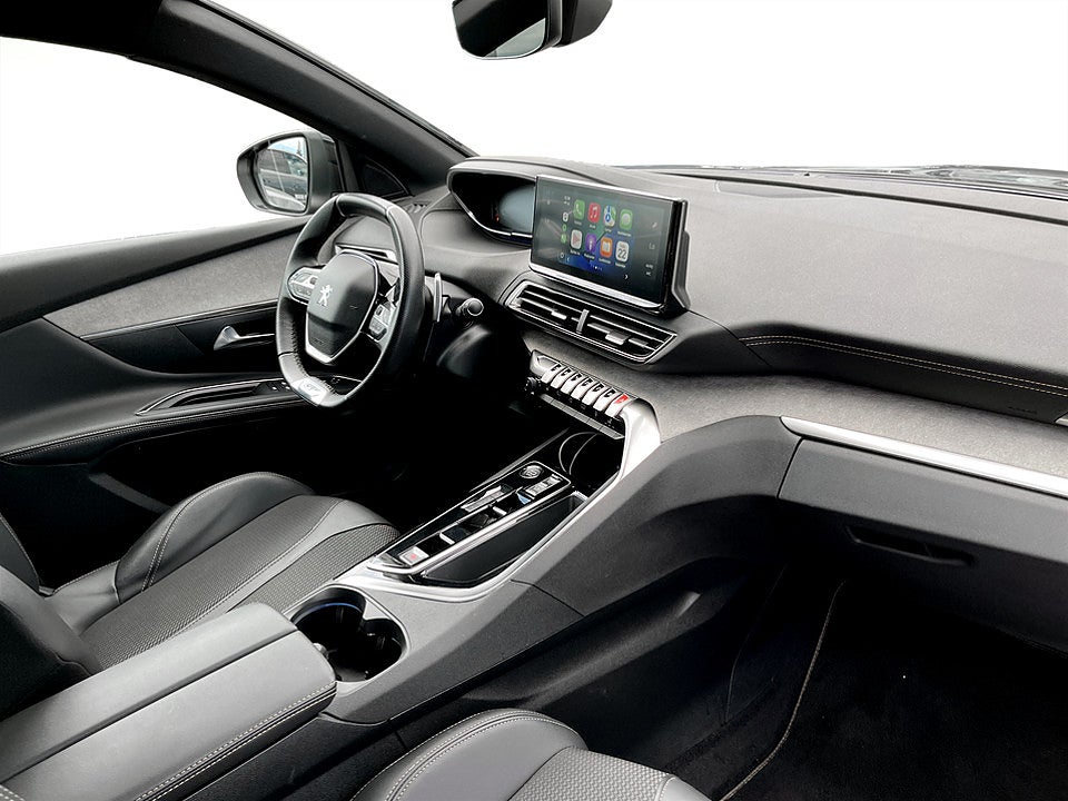 Bild på Peugeot 5008 GT 1.2 PT 130hk Aut 7-SITS B-KAMERA CARPLAY