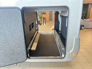 Husbil-integrerad Adria SONIC SUPREME 700 DC 8 av 26