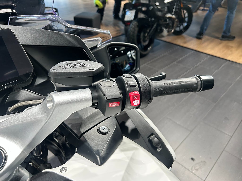 BMW R1250RT 3,45%/ACC/Comfort/Dynamic/Toppbox/Motorbågar