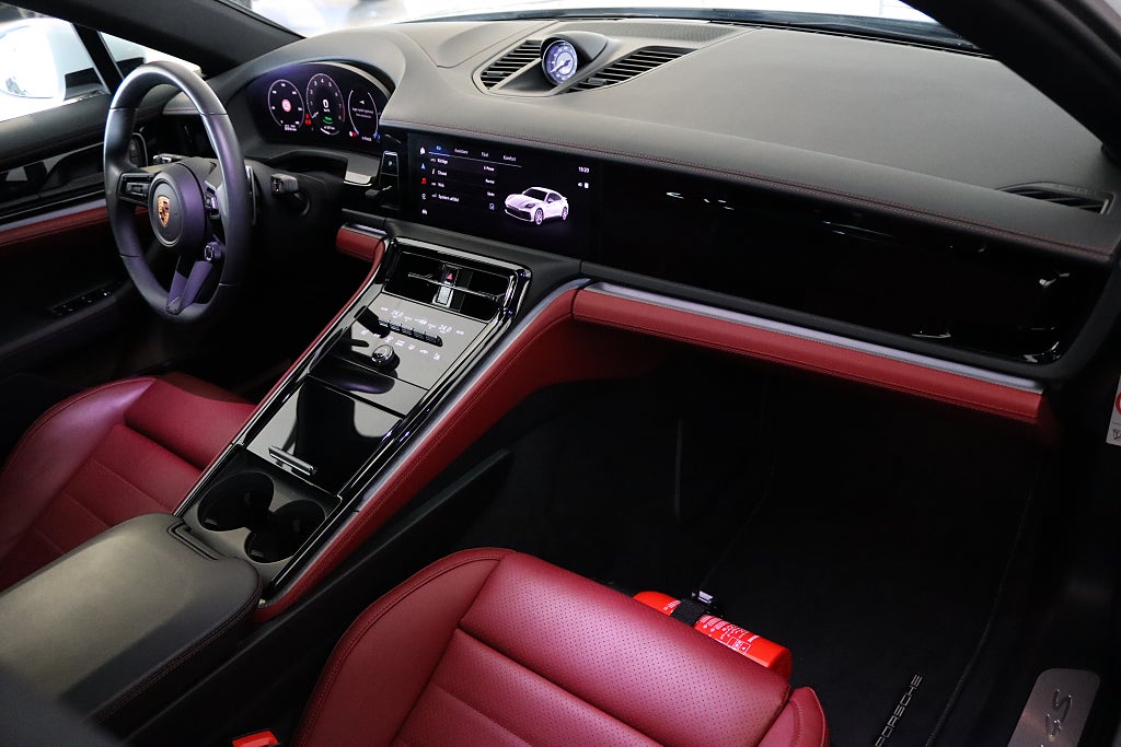 Porsche Panamera 4S E-Hybrid MOMS Sport Chrono Pano Bose Sportavgas