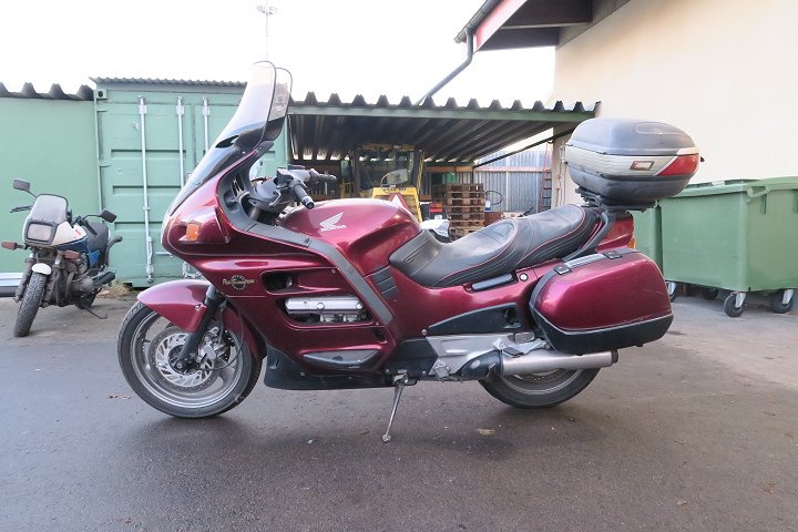 Honda Powersports ST1100 Pan-European 1.1 Rep Obejekt 