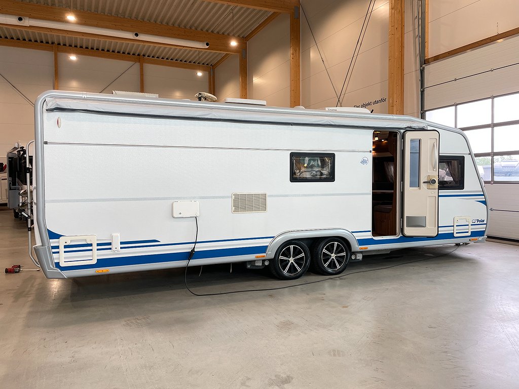 Polar 750 Svit / AC / Markis / ALDE / Ugn / Mover/Fint skick - Polar