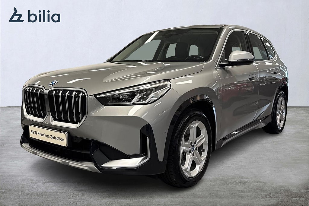 BMW iX1 xDrive 30 xLine | Stol m minne | H&K | Backkamera 