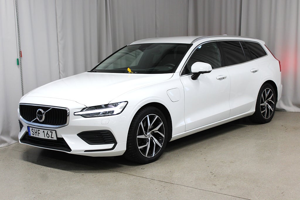 Volvo V60 T6 Twin Engine AWD 340HK, Drag, 360, HUD, Navi, S&V-hju
