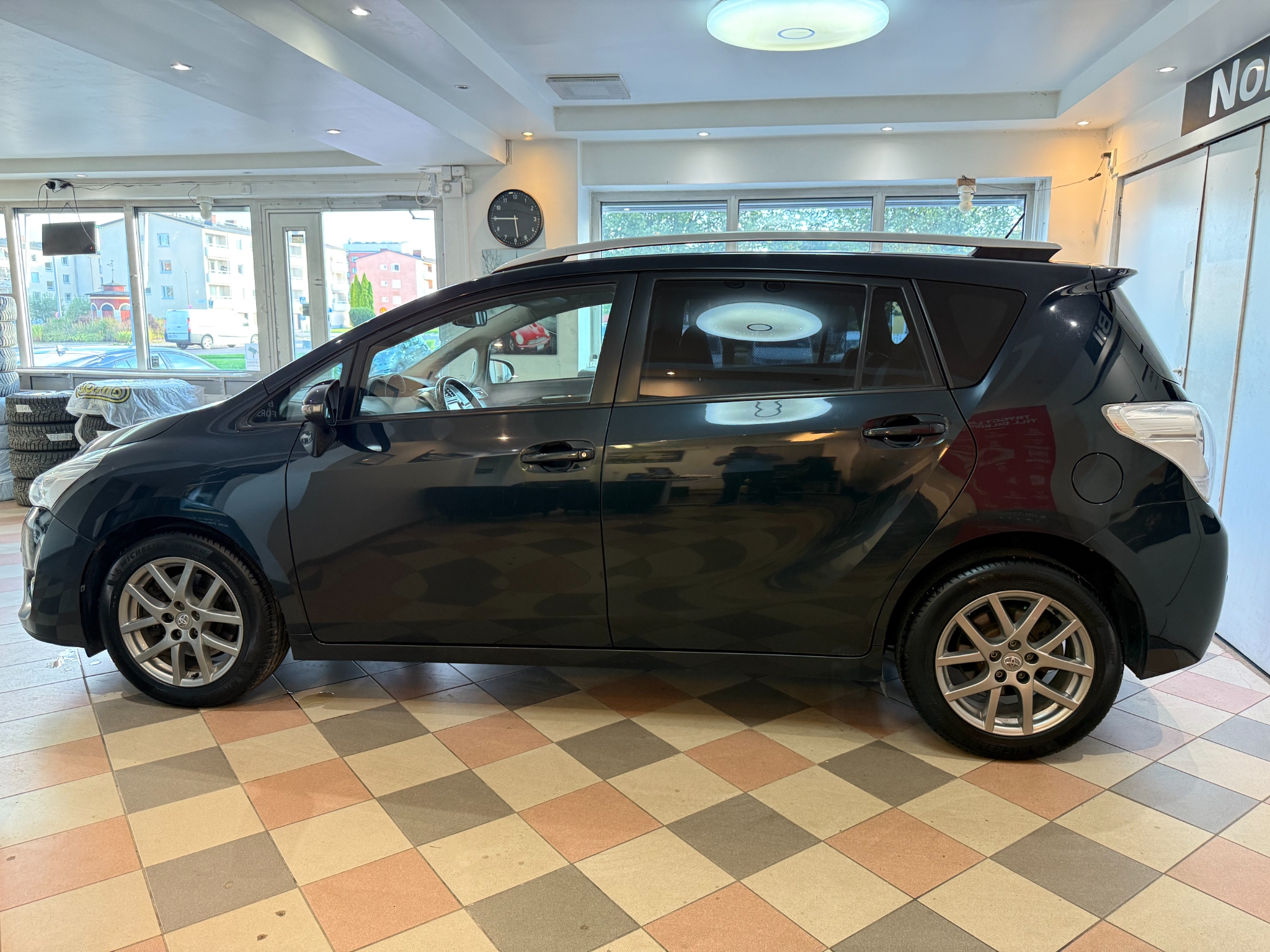 Toyota Verso 2013, bild 4/51