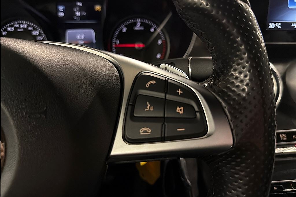 Mercedes-Benz C 220 d Coupé 9G, AMG, Värmare, Burmeister