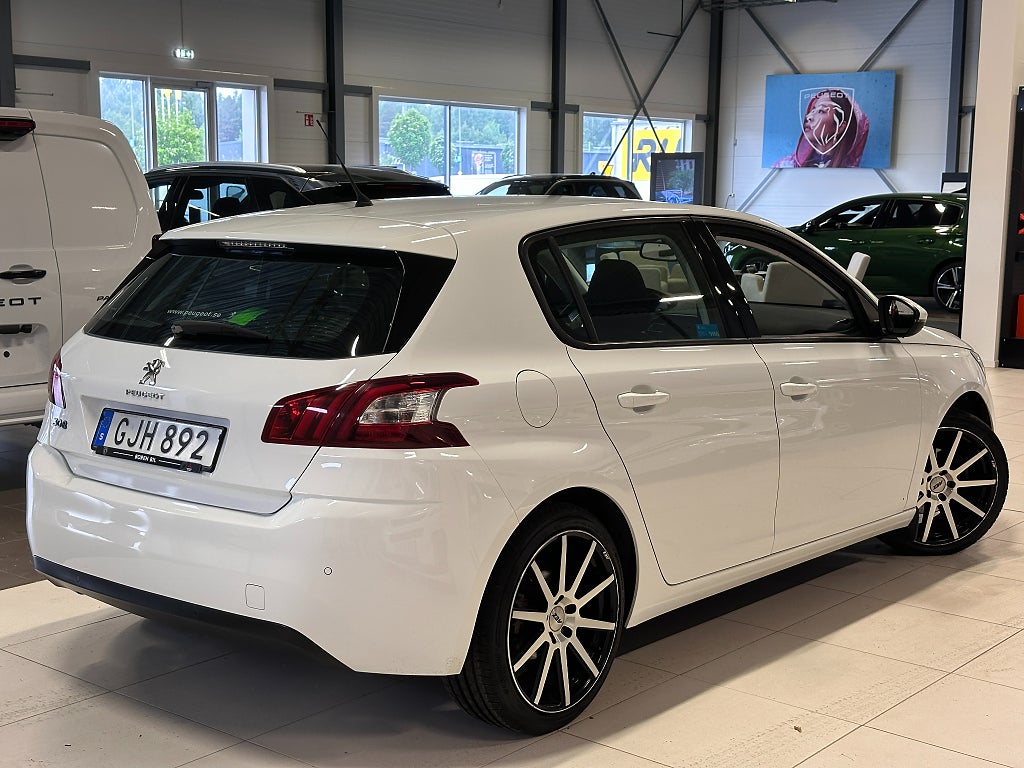 Peugeot 308 Active 1.6 BlueHDi 120hk  thumbnail