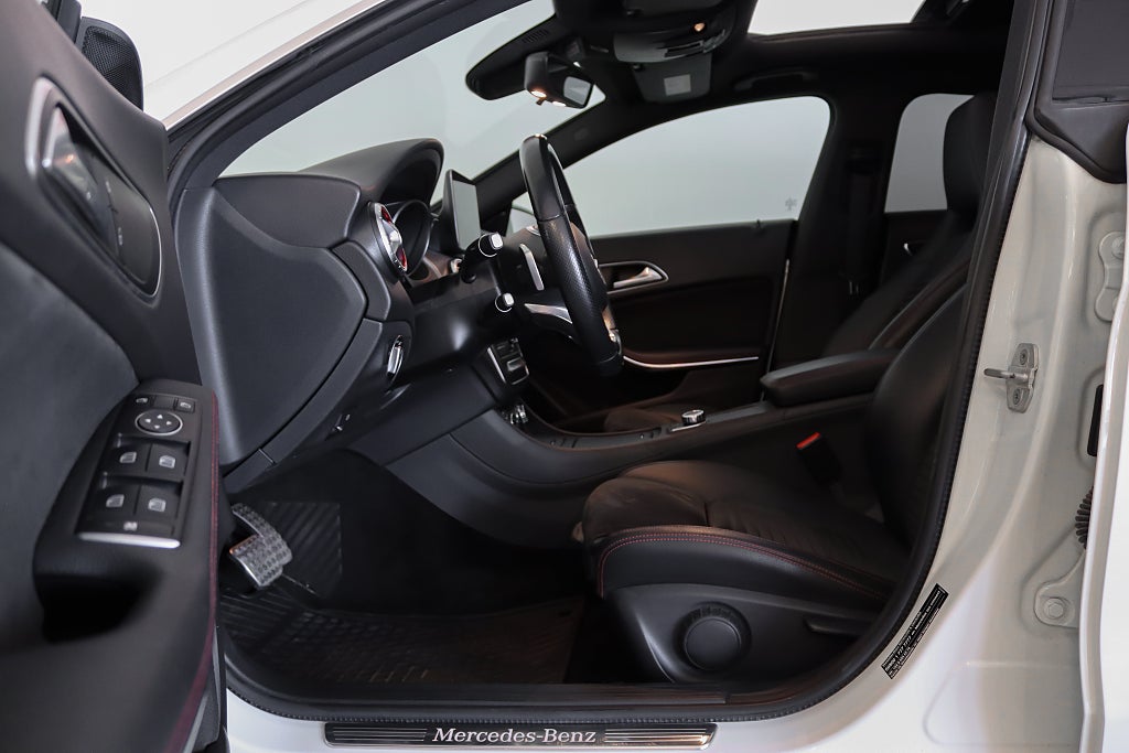 Mercedes-Benz CLA 220 d Shooting Brake AMG Pano Carplay 177hk