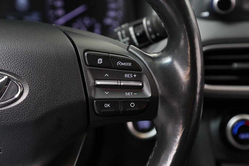 Hyundai Kona 1,6 T-GDI 177hk Trend AWD Aut Drag Bränslevärmare 2019