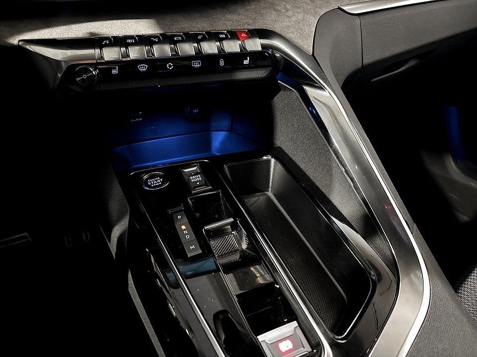 Bild på Peugeot 5008 GT 1.2 PT 130hk Aut 7-SITS B-KAMERA