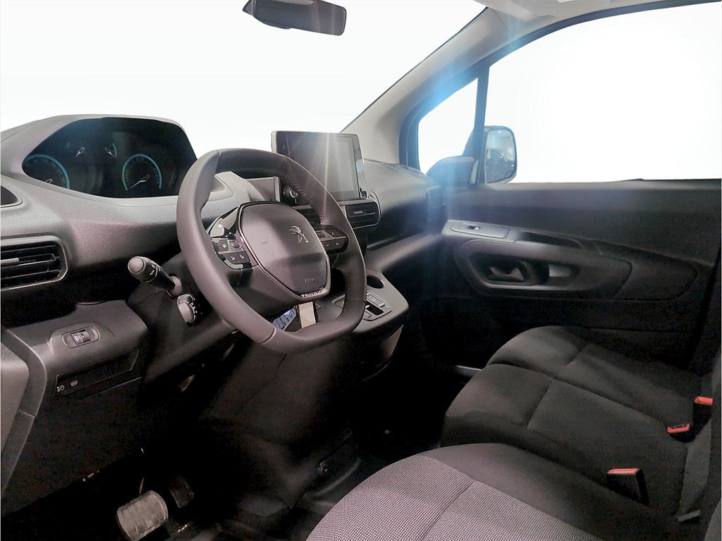 Bild på Peugeot e-Partner PRO Electric 136hk L2 - OMGÅENDE LEVERANS!