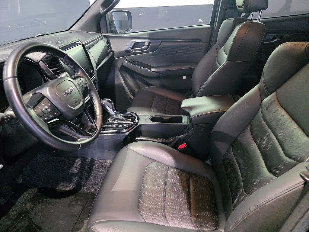 Isuzu D-Max XRX Double Cab CNG Låg skatt MetBox Hundkåpa - bild 6