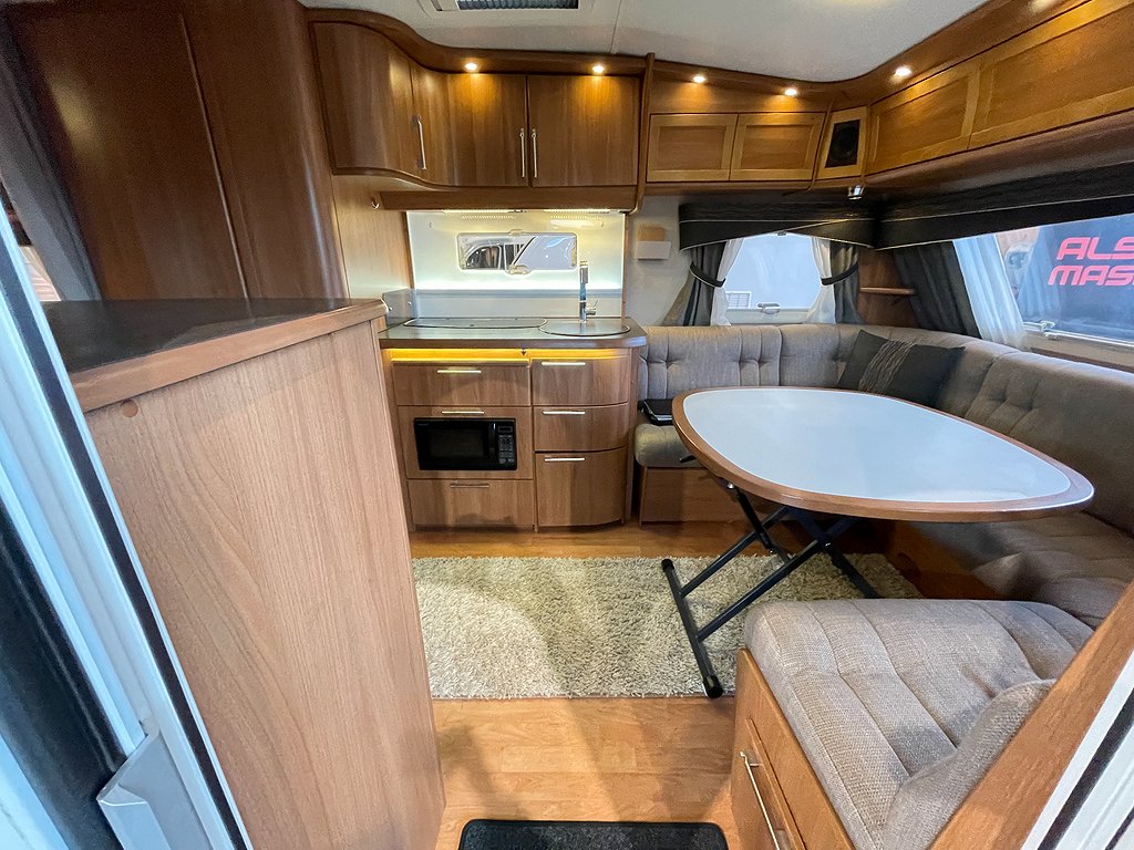 Kabe Ametist 560 GLE KS /Solcell/AC/ALDE/Markis/Långbädd - Kabe