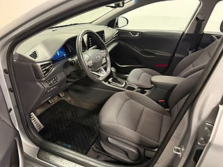 Halvkombi Hyundai IONIQ 6 av 7