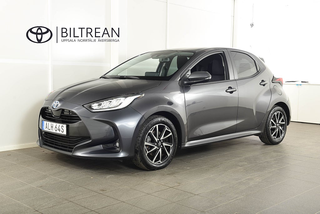 Toyota Yaris Elhybrid Active Plus M-värm Backkamera