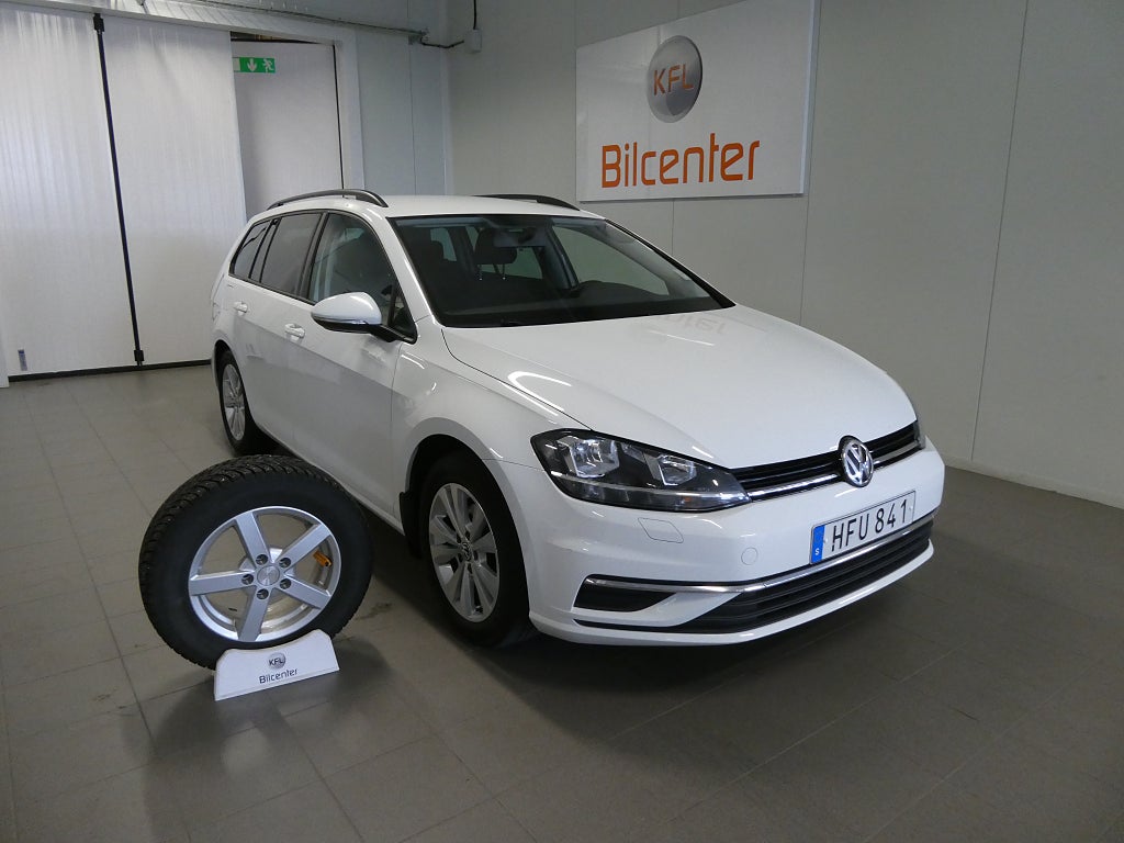 Volkswagen Golf 1.6 TDI Drag-Värmare-Kamera-Carplay-SoV 
