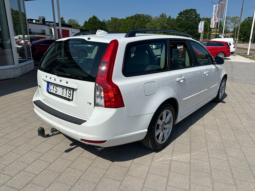 Volvo V50 T5 (230 hk) Kinetic DRAGKROK