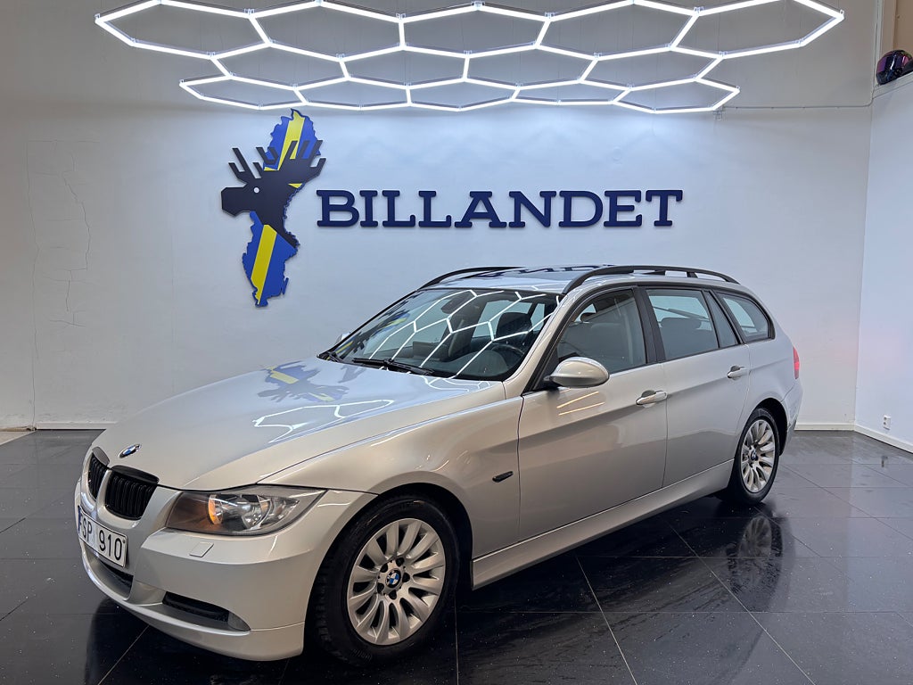 BMW 320 d Touring Advantage-Panorama-Drag-0%Ränta-Euro 4