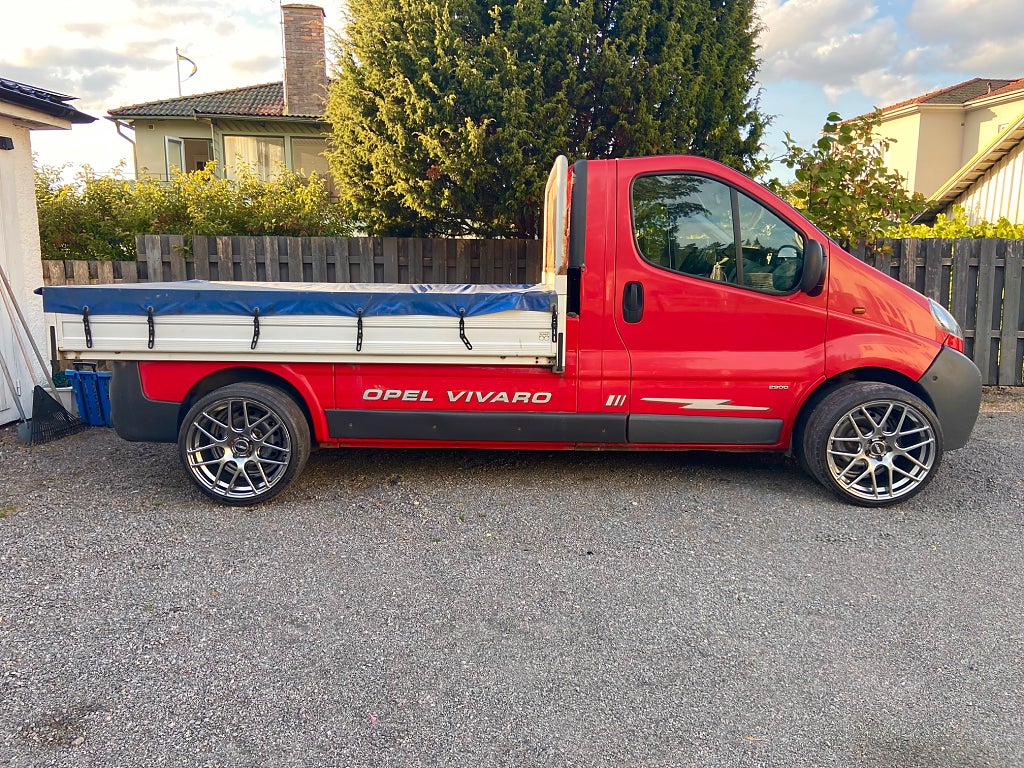 Opel Vivaro Pickup 1.9 DTI Euro 5 Låga mil/ Få ägare byte/avbet