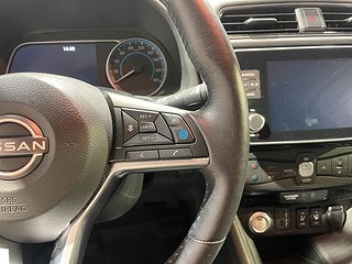 Halvkombi Nissan Leaf 17 av 27