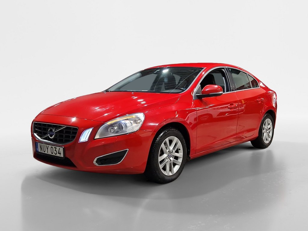 Volvo S60 T3 150 HK MOMENTUM DRAG PDC 0.49L/MIL KAMREM BYTT