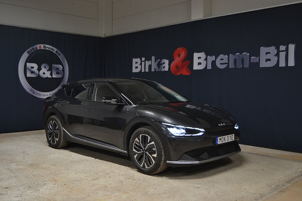 Kia EV6 77.4 kWh 228hk rattvärme, backkamera, sensorer