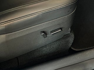 Tesla Model Y Long Range AWD Long Range S&V/Drag/Pano/Värmepump/MOMS – bild 17